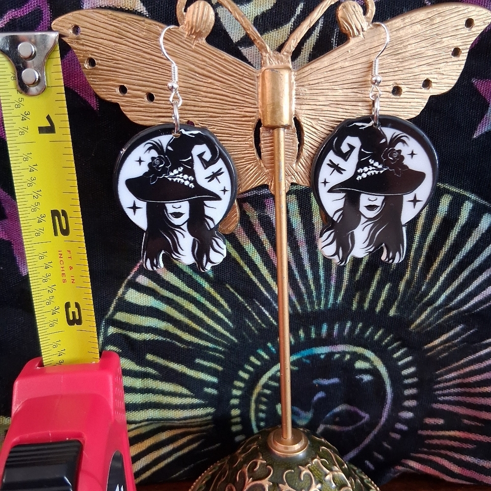 Witchy Woman Earrings Witch Hat Black & White French Hooks - Picture 11 of 11